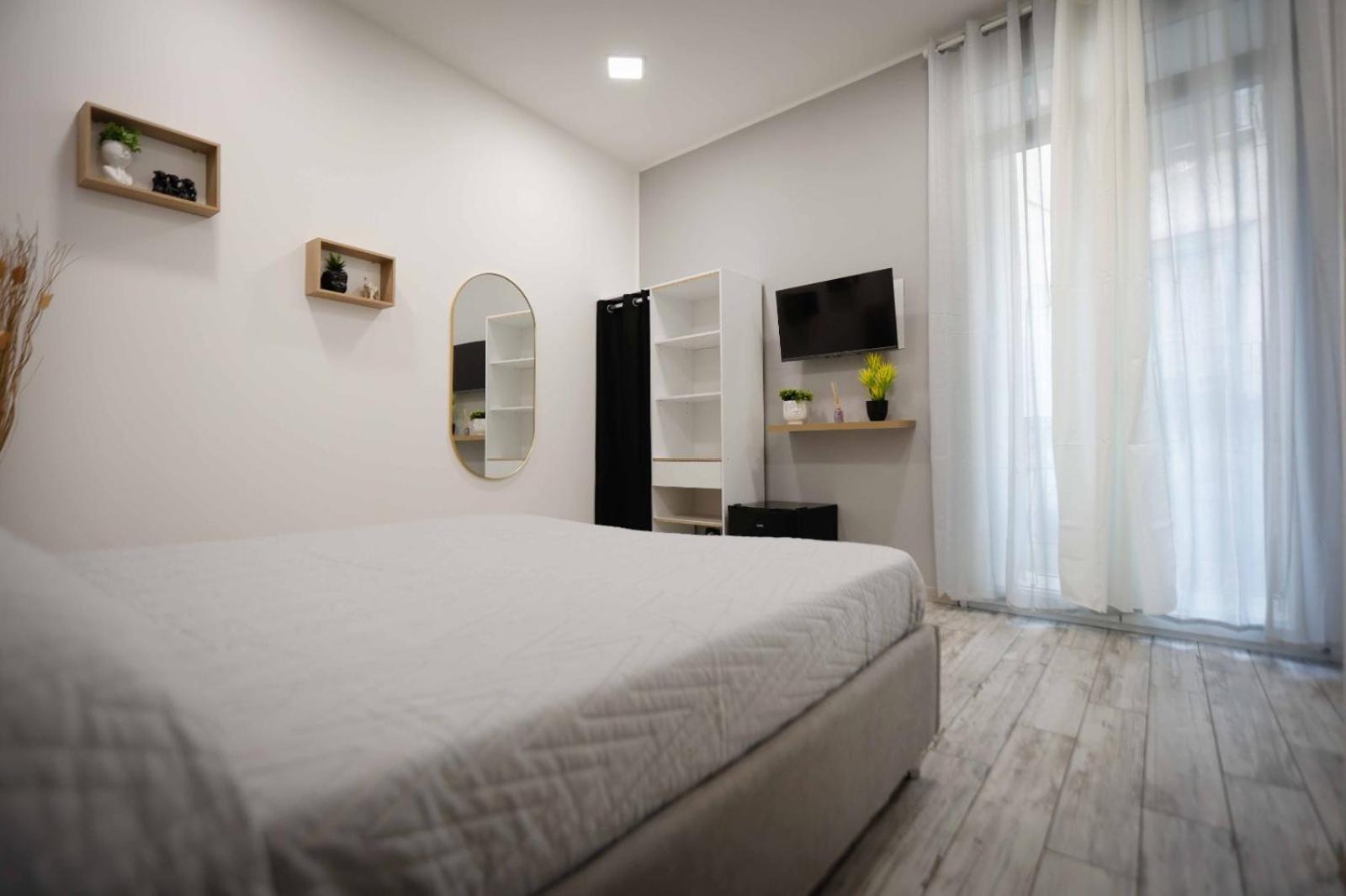 Stay In The Heart Of Salerno - Near The Duomo "La Finestra Sul Borgo" Екстериор снимка