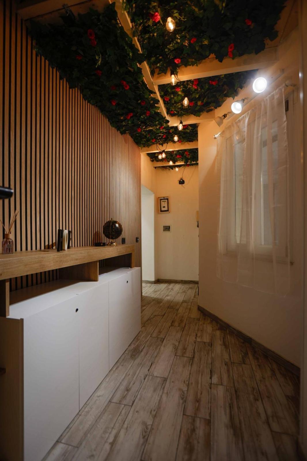 Stay In The Heart Of Salerno - Near The Duomo "La Finestra Sul Borgo" Екстериор снимка