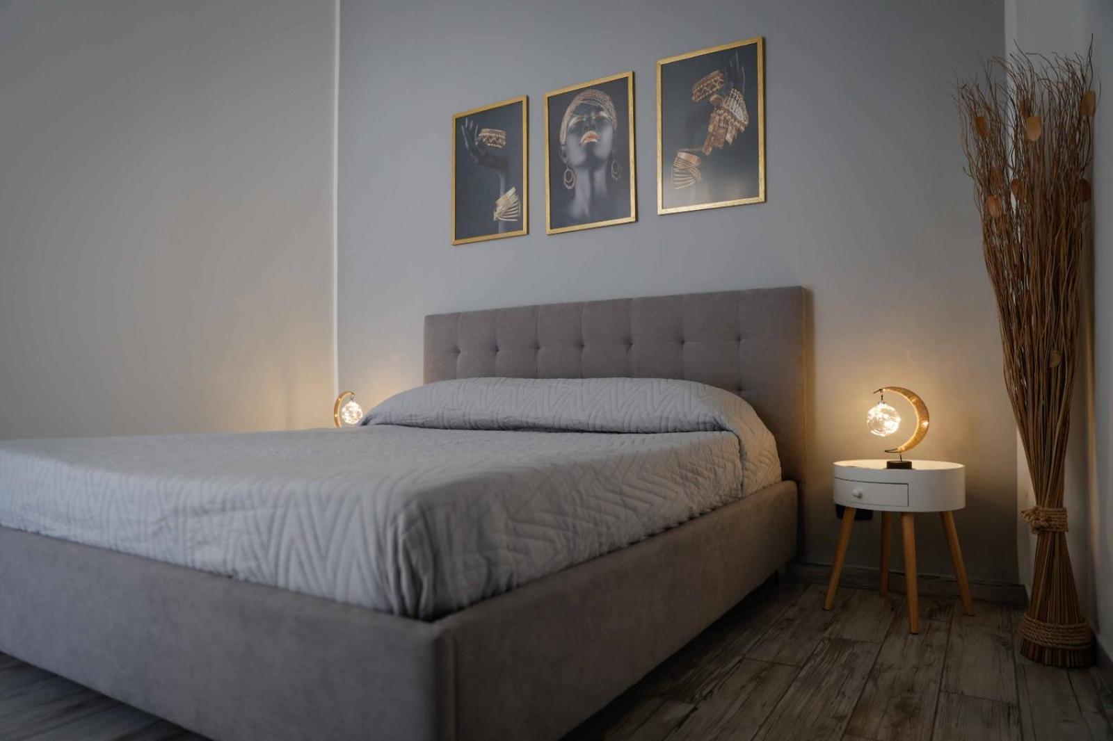 Stay In The Heart Of Salerno - Near The Duomo "La Finestra Sul Borgo" Екстериор снимка